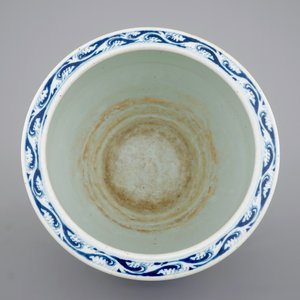 A blue and white Chinese fishbowl with dragons, 18/19th C. — photo 5