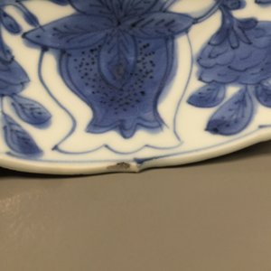 A blue and white Chinese kraak porcelain plate with horses, Ming, Wanli — photo 4