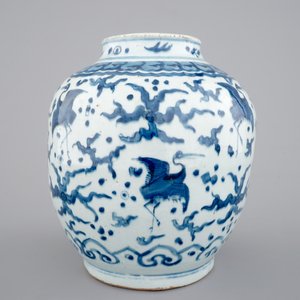 A blue and white Chinese Ming Dynasty "One hundred cranes" vase — photo 3