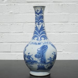 A blue and white Chinese porcelain bottle vase, Transitional, 17th C. — photo 10
