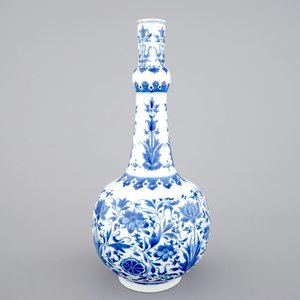 Een blauw-witte Chinees porseleinen flesvormige vaas met floraal decor, Transitie-periode, 17e eeuw — foto 1