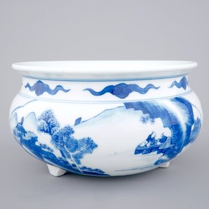 A blue and white Chinese porcelain censer, Kangxi, ca. 1700 — photo 4