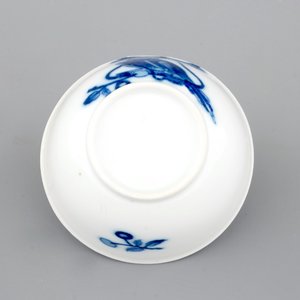 A blue and white Chinese porcelain cup and saucer: "The parrot on the perch", Qianlong, ca. 1740 — 照片 9
