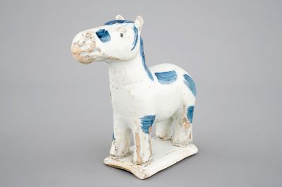 Un cheval en porcelaine de Chine pour le marché hollandais, 18ème
