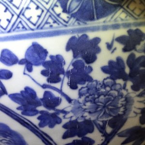 A blue and white Chinese porcelain fish bowl, 19th C. — foto 11