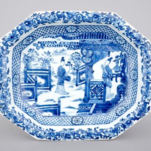 A blue and white Chinese porcelain octagonal serving bowl, Kangxi, ca. 1700 — photo 1