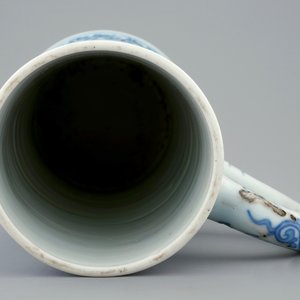 A blue and white Chinese tankard, Transitional period, 1620-1683 — photo 6