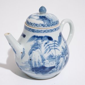 A blue and white Chinese teapot with a fine landscape, Yongzheng/Qianlong — 照片 7