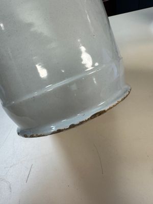 A blue and white Dutch Delft albarello-type apothecary jar inscribed 'F TAMARIN D' — photo 14