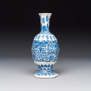 A blue and white Dutch Delft bottle vase with lotus scrolls — photo 2