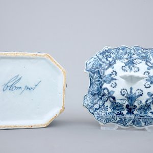 A blue and white Dutch Delft butter tub on stand, 18th C. — 照片 7