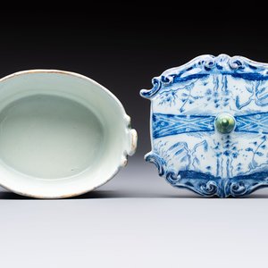 A blue and white Dutch Delft butter tub with green-glazed accents, 18th C. — 照片 7