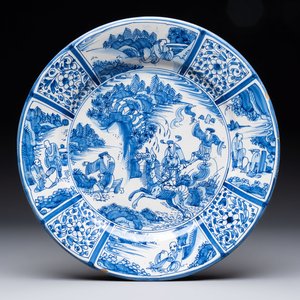A blue and white Dutch Delft chinoiserie dish, late 17th C. — 照片 1