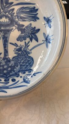 A blue and white Dutch Delft chinoiserie dish with flower vases and insects — photo 6