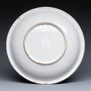 A blue and white Dutch Delft chinoiserie dish with flower vases and insects — photo 2