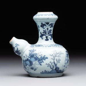 A blue and white Dutch Delft chinoiserie kendi, 17th C. — 照片 1