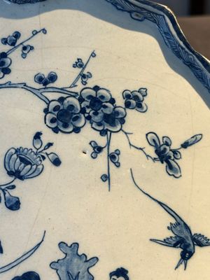 A blue and white Dutch Delft 'chinoiserie' plaque, 18th C. — foto 3
