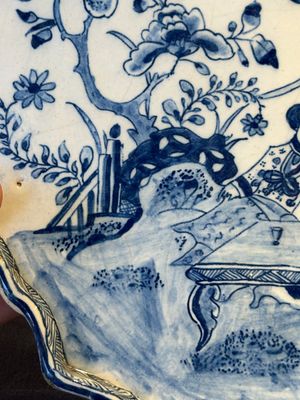 A blue and white Dutch Delft 'chinoiserie' plaque, 18th C. — foto 6