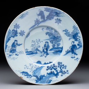 A blue and white Dutch Delft chinoiserie plate, 17th C. — 照片 1