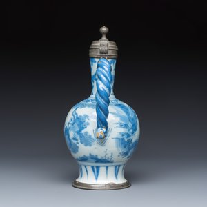 A blue and white Dutch Delft rope-handled chinoiserie jug with a mounted pewter lid — photo 3