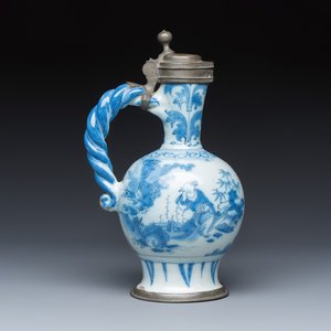 A blue and white Dutch Delft rope-handled chinoiserie jug with a mounted pewter lid — photo 4