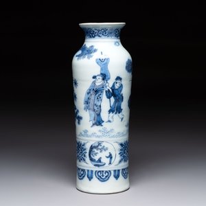 A blue and white Dutch Delft chinoiserie rouleau vase, 17th C. — 照片 1