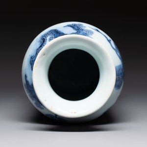 A blue and white Dutch Delft chinoiserie rouleau vase, 17th C. — 照片 5