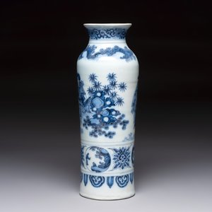 A blue and white Dutch Delft chinoiserie rouleau vase in Transitional style — 照片 3