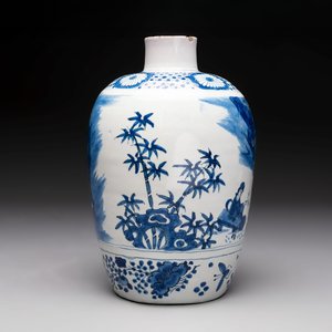 A blue and white Dutch Delft chinoiserie vase, 18th C. — photo 3