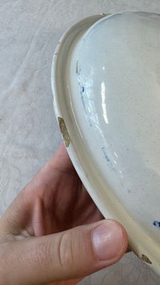 A blue and white Dutch Delft 'Marcus Valerius Corvus' dish, after an engraving by Hendrick Goltzius — photo 15