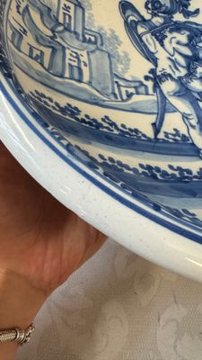 A blue and white Dutch Delft 'Marcus Valerius Corvus' dish, after an engraving by Hendrick Goltzius — photo 6