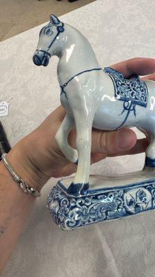 A blue and white Dutch Delft model of a standing horse — photo 10