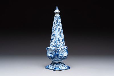 A blue and white Dutch Delft obelisk, late 17th C.