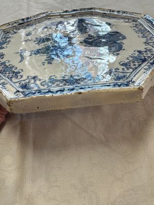 A blue and white Dutch Delft octagonal 'Chinoiserie' plaque, 18th C. — foto 17