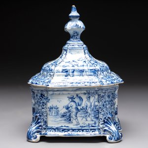 A blue and white Dutch Delft tobacco box and cover, dated 1768 — 照片 2