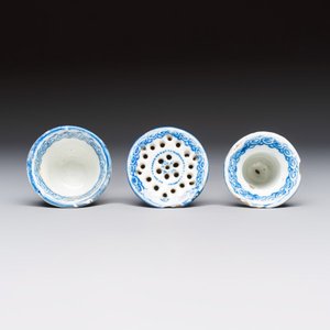 A blue and white Dutch Delft writing set with candlestick — photo 10