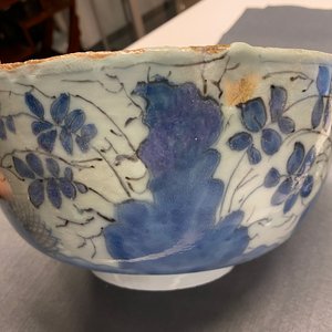A blue and white English Delftware bowl dated 1684 — photo 12