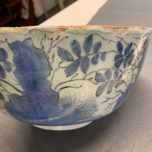 A blue and white English Delftware bowl dated 1684 — photo 13
