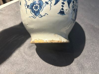 A blue and white English Delftware drug jar, probably London, 18th C. — photo 5