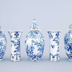 A blue and white five-piece garniture in Dutch Delft style, Samson, Paris, 19th C. — photo 2