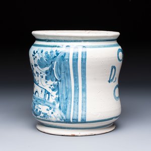 A blue and white Italian maiolica albarello, dated 1711 — foto 2