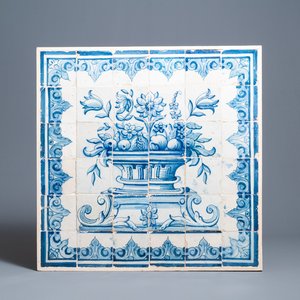 A blue and white Portuguese tile mural depicting an urn filled with flowers and fruits, 18th C. — 照片 1