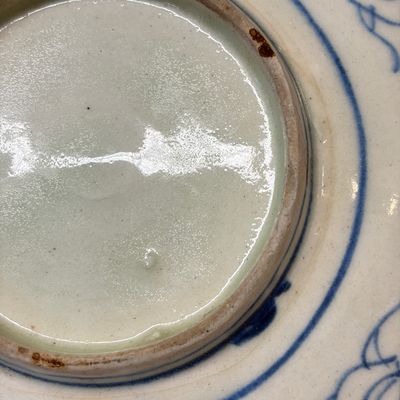 A blue and white Safavid plate — photo 10