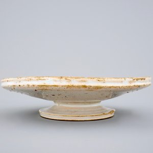 A blue and white Spanish pottery tazza with a hare, Teruel, 17th C. — 照片 6