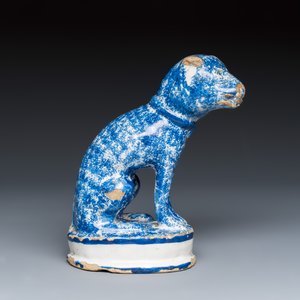 A blue splashed model of a seated dog — photo 2