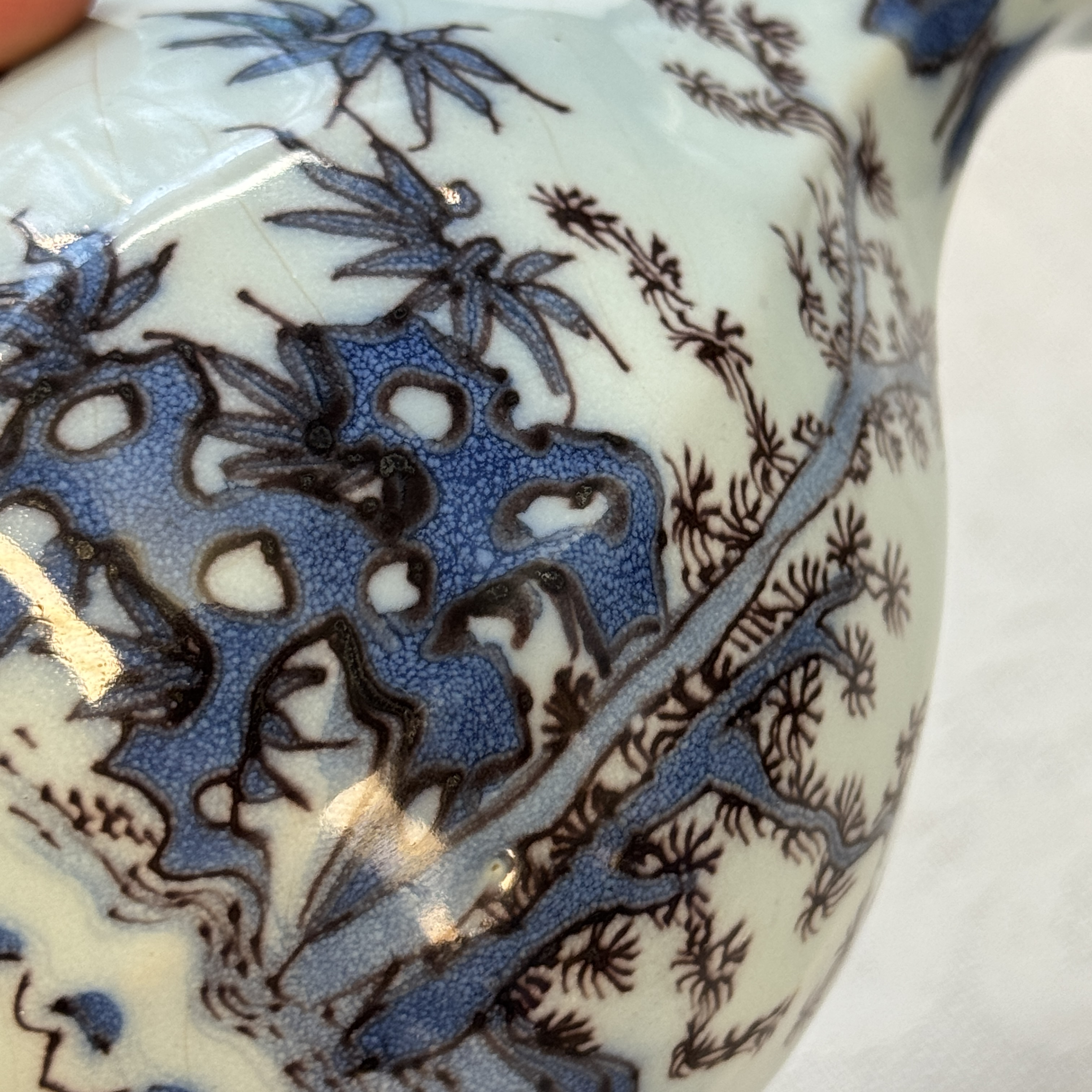 A blue, white and manganese Dutch Delft chinoiserie bottle vase — photo 16