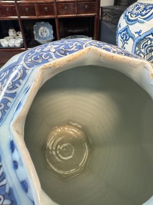 A blue, white and manganese Dutch Delft octagonal chinoiserie baluster vase in Transitional style — photo 13
