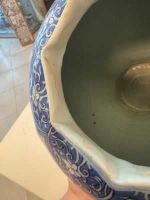 A blue, white and manganese Dutch Delft octagonal chinoiserie baluster vase in Transitional style — photo 14