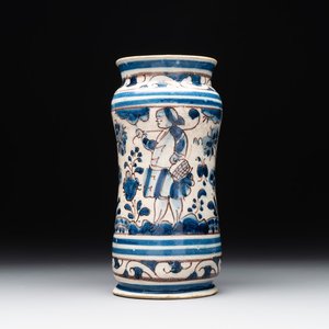 A blue, white and manganese Portuguese faience albarello, 17th C. — 照片 1