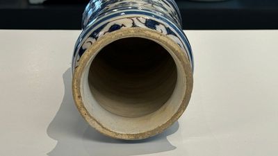 A blue, white and manganese Portuguese faience albarello, 17th C. — 照片 9